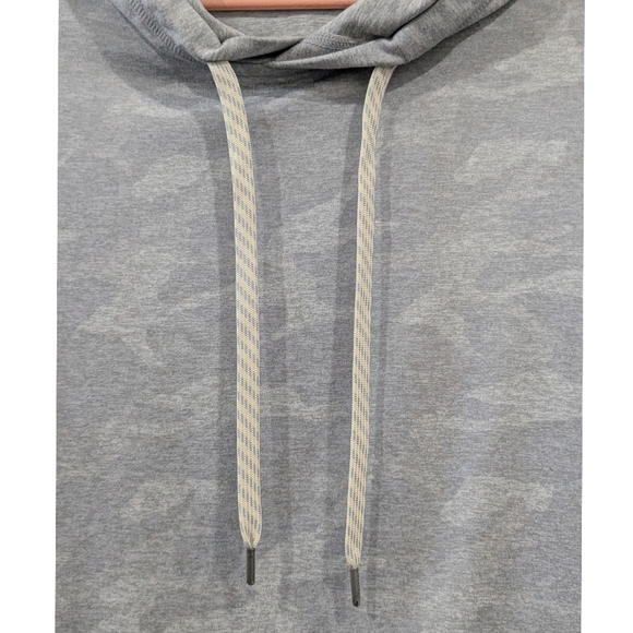 Vuori Essential Hoodie In Gray Camo - Picture 4 of 7